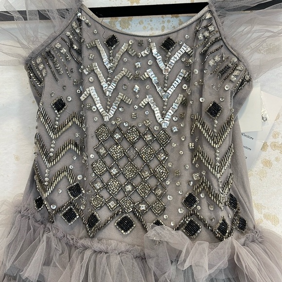 Ooh! La, La! Couture grey/silver Dress size 10 - Picture 2 of 5